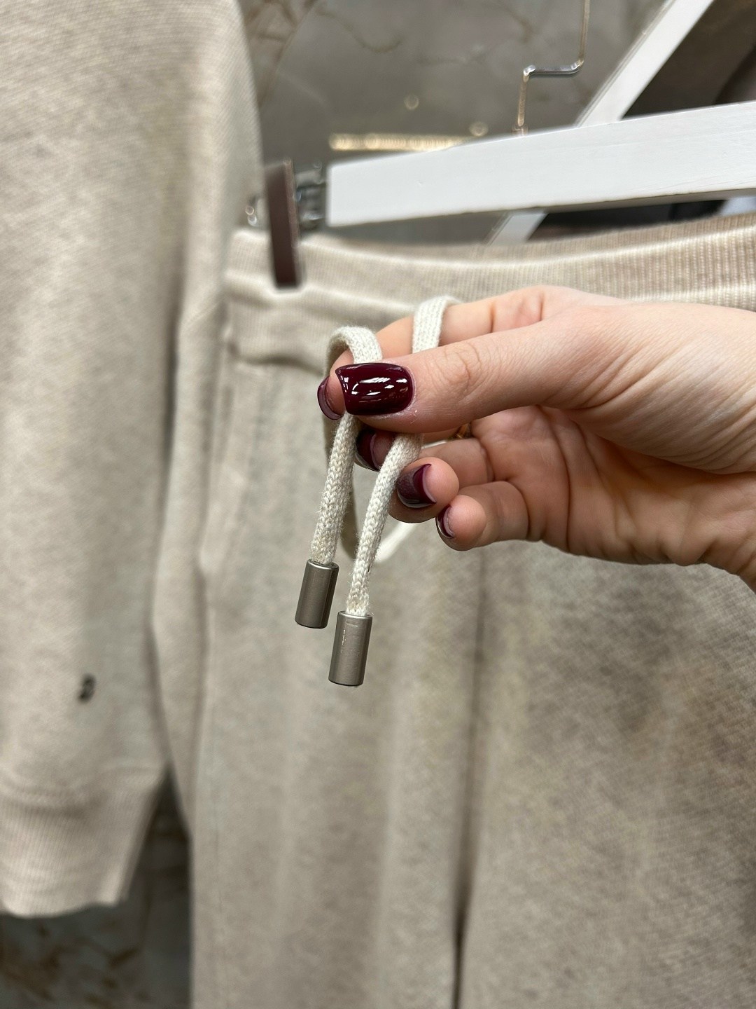 костюм brunello cucinelli,кашемировый костюм brunello cucinelli,спортивный костюм brunello cucinelli,кашемировый костюм,модные костюмы