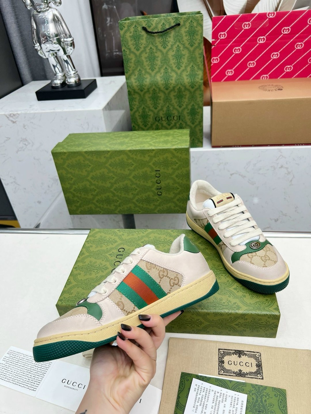 gucci кроссовки,,кроссовки gucci женские,кожаные кроссовки gucci screener,кеды gucci