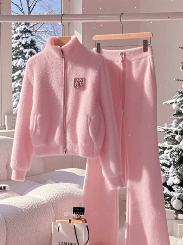 cпортивный костюм женский на флисе,костюм на флисе,костюмы женские спортивные,костюм модный,спортивные костюмы на флисе