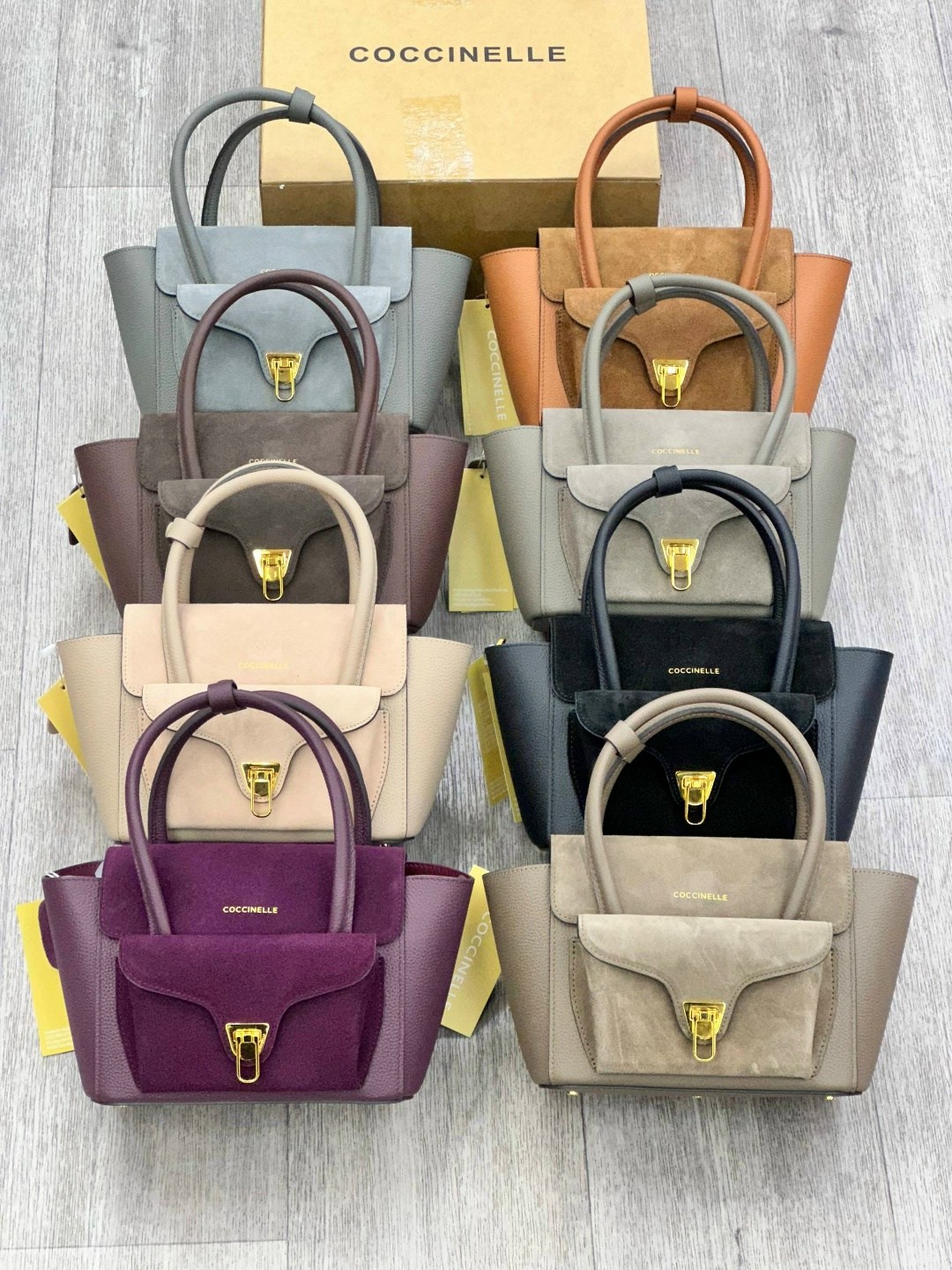 coccinelle сумка,сумка,замшевая сумка,сумка coccinelle замша серая,женская сумка coccinelle