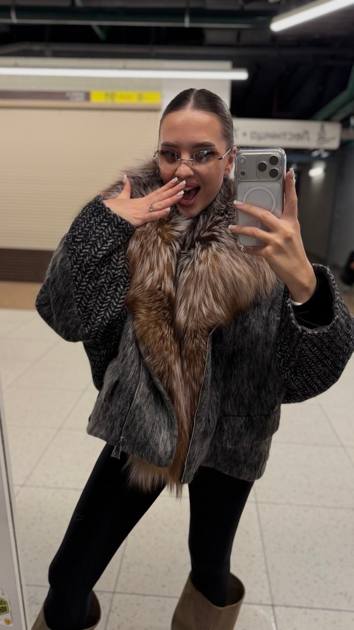 куртка с мехом,пуховики с мехом,пуховики с натуральным мехом,меховые куртки,куртка с натуральный мехом