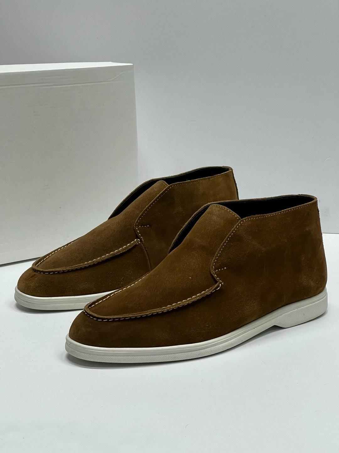 ,замшевые ботинки лоро пиано,замшевые ботинки,замшевые лоферы,лоферы мужские