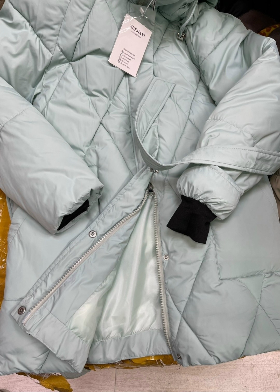 стильные пуховики,куртка женская,куртка демисезонная,пуховик бежевый,куртка женская бежевая