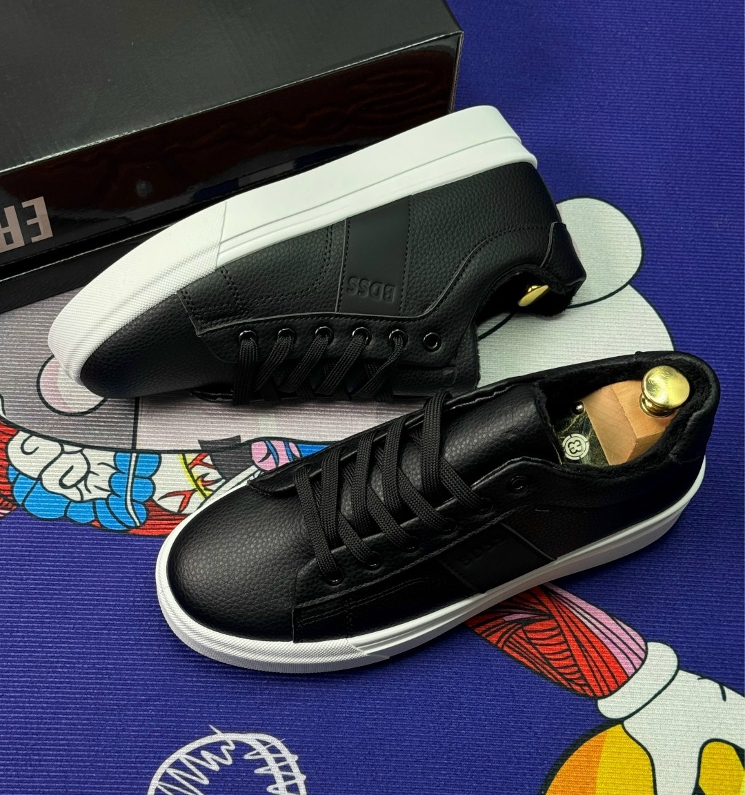 кеды адидас мужские черные кожаные с белой подошвой,,кеды мужские кожаные черные на белой подошве,кеды хуго босс женские,кеды мужские