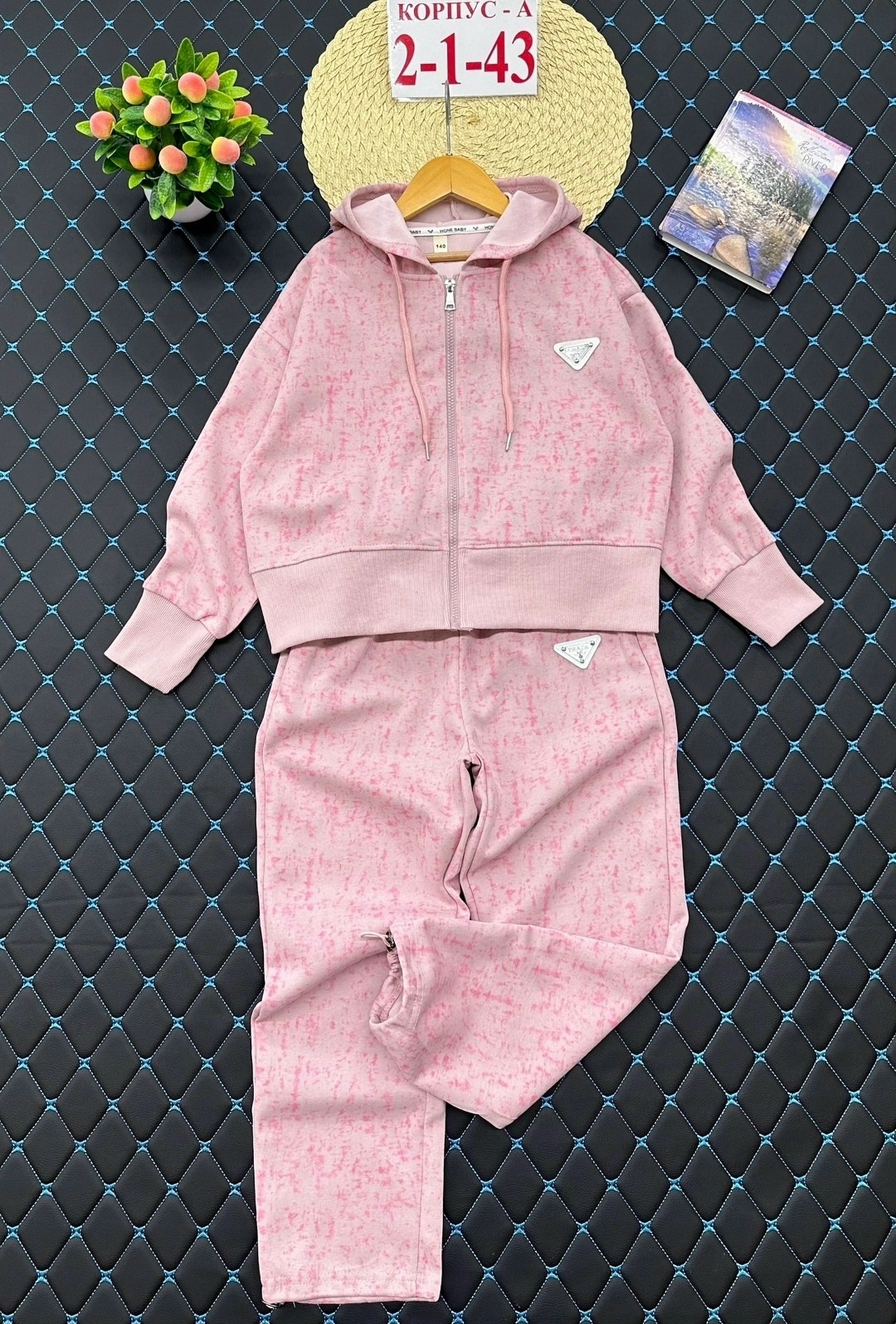 костюмы спортивные для девочки,спортивные костюм,детские костюмы, ,костюмы для девочек