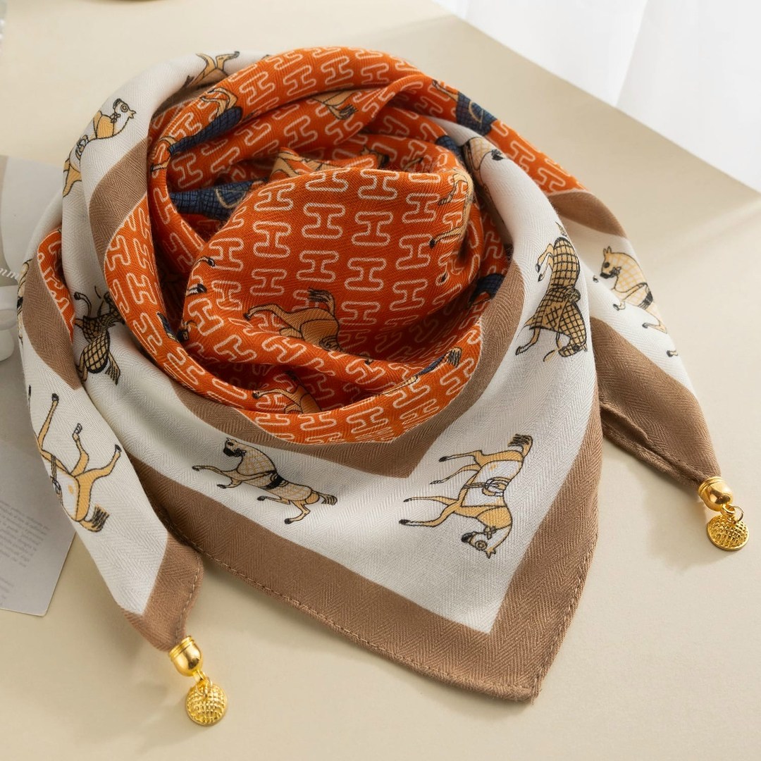 шелковый шарф,платки шарфы,платки женские,шелковые платки,шарф женские