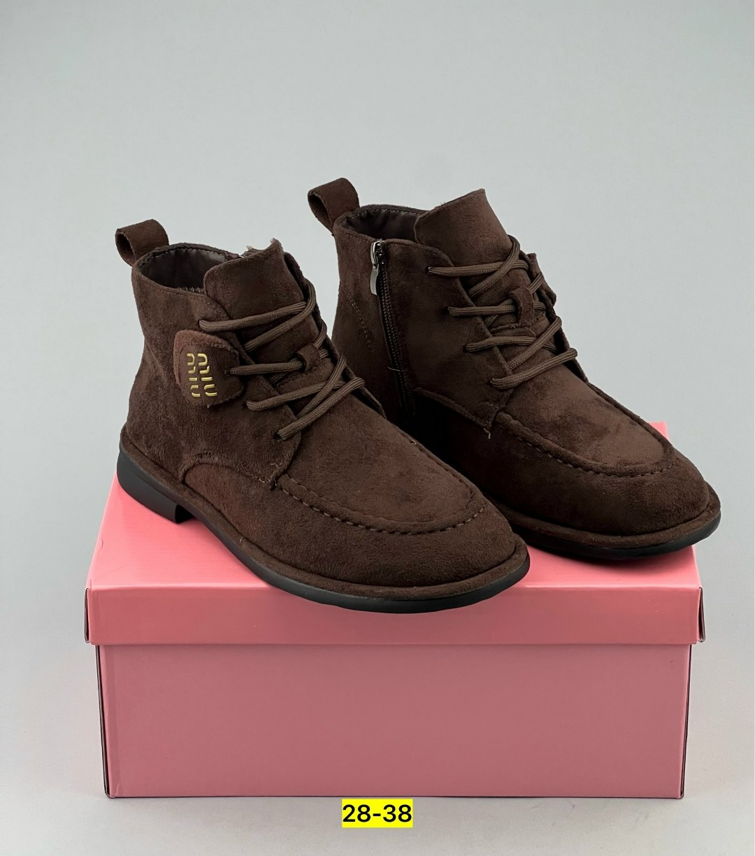 ,замшевые ботинки,женская ,обуви,ботинка