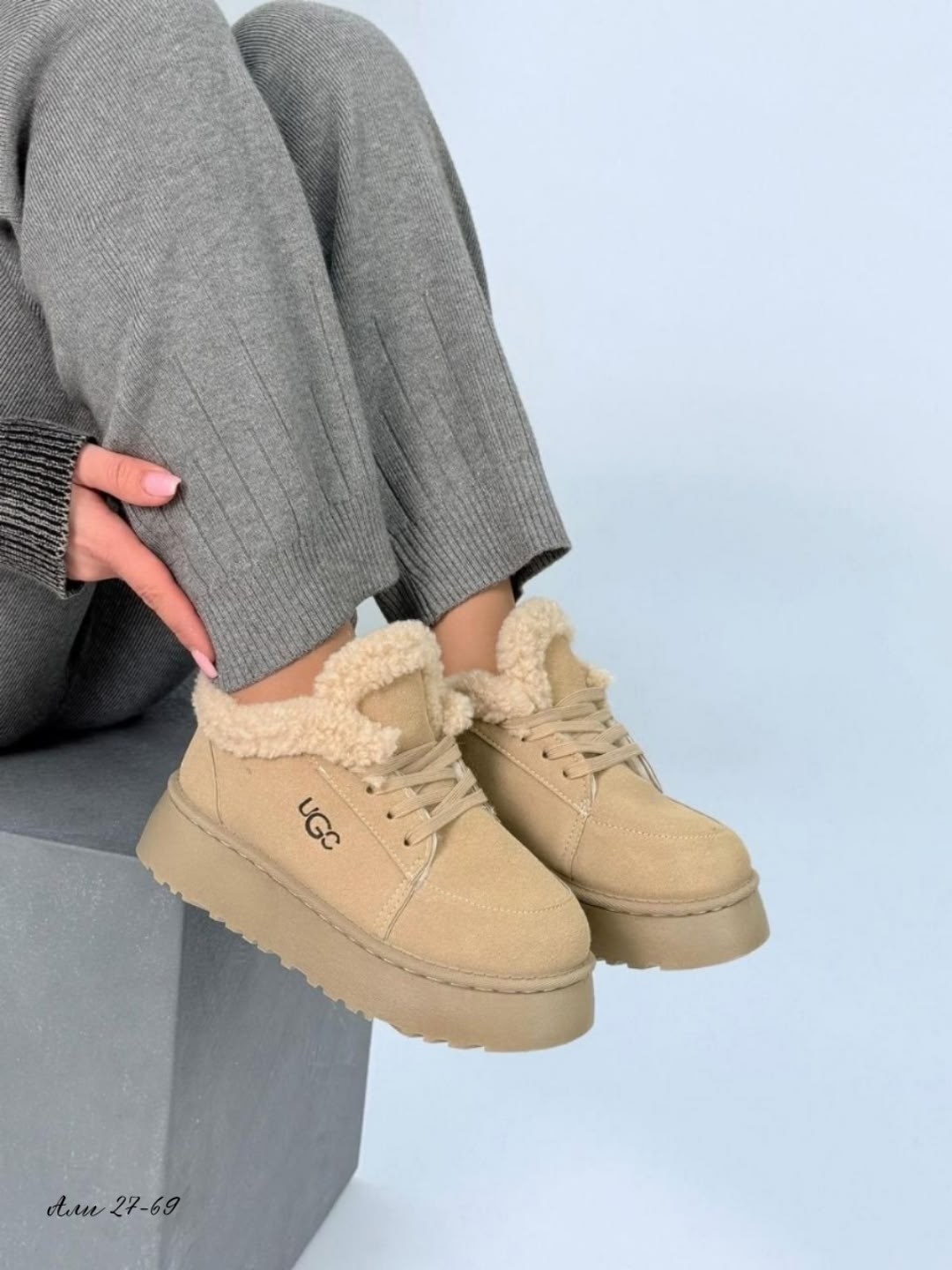 зимняя женская ,женские ботинки зимние,,угги женские,кроссовки женские зимние