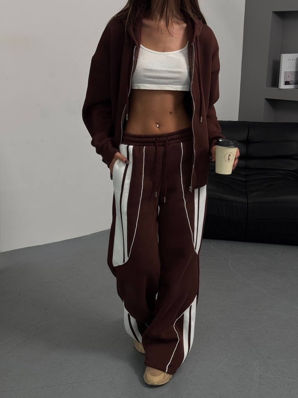 спортивные костюмы,костюмы спортивные женский,повседневный спортивный костюм,костюм с лампасами,костюмы в спортивном стиле