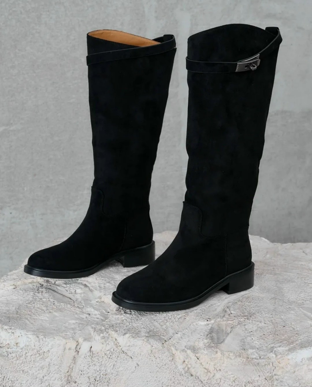 замшевая юбка с карманами,ботфорты женские замшевые,юбка замшевая,замшевые ботфорты,замшевые сапоги