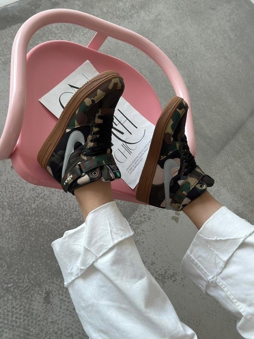 кроссовки,женские кроссовки,модные кроссовки,nike sb dunk high,кроссовка