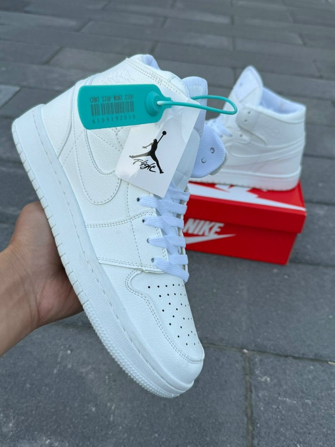 nike air jordan 1 mid se,кроссовки wmns air jordan 1 mid se sanddrift,nike air jordan 1 mid,air jordan 1 mid se,nike air jordan 1