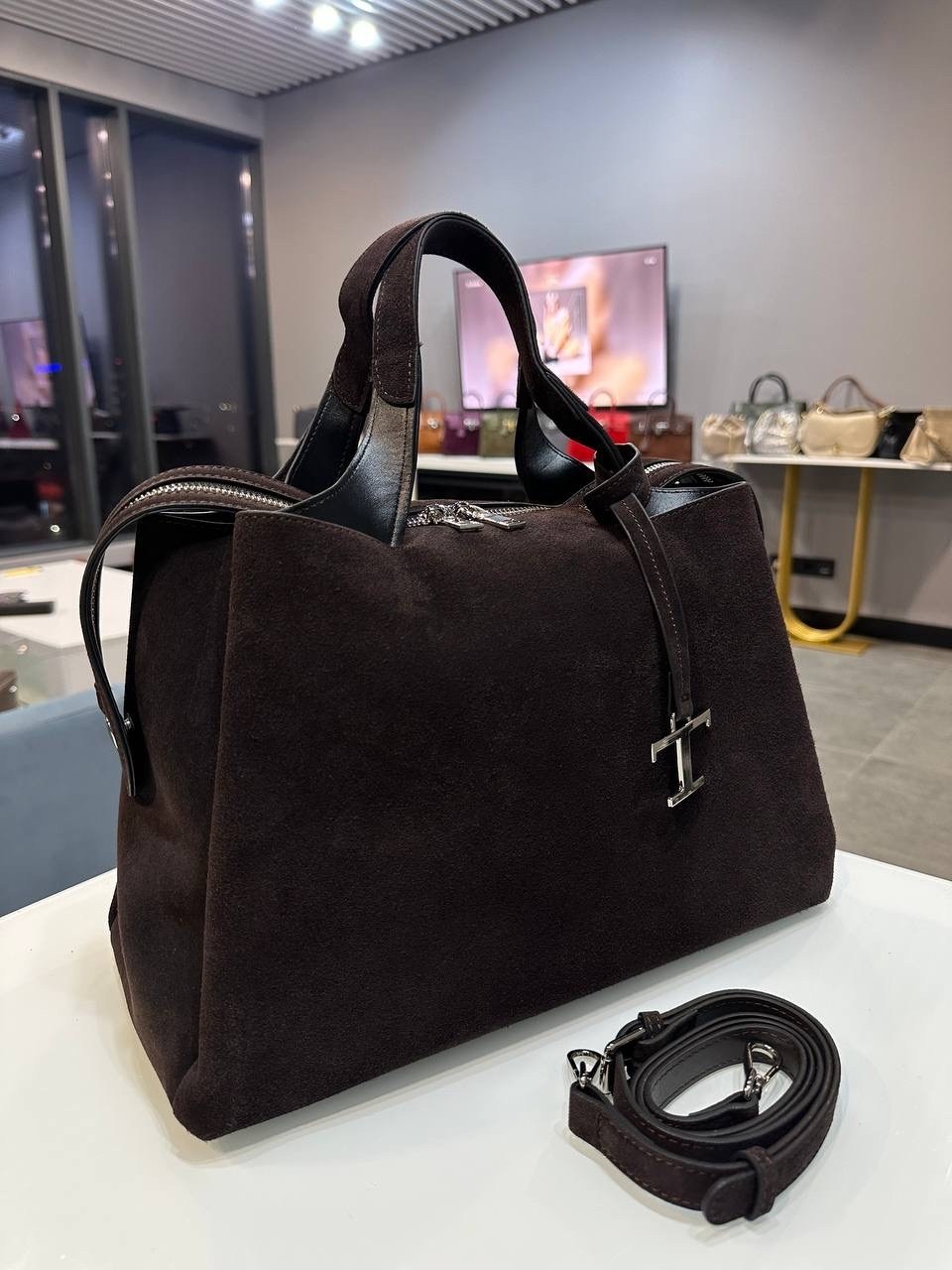 сумки,сумка,женская сумка,кожаная сумка,сумки коричневый