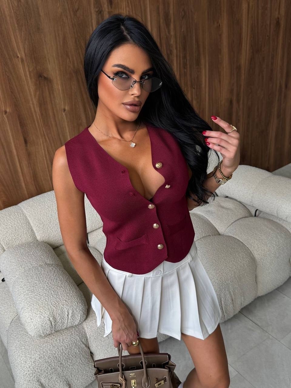 жилетка женская,жилет вязаный,женские жилеты,трикотажный жилет,жилет на пуговицах