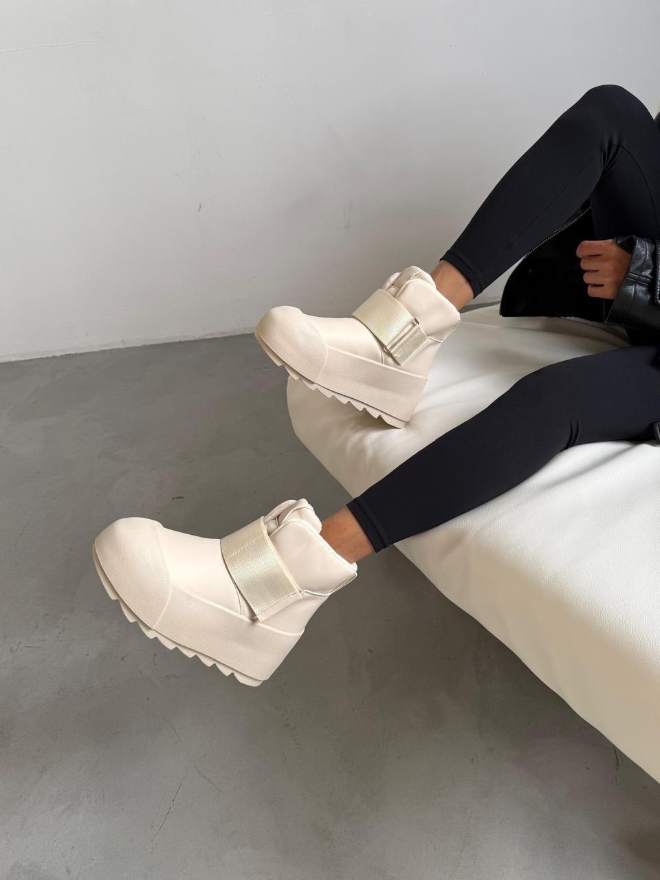 ,дутики женские,угги женские,зимняя ,женская