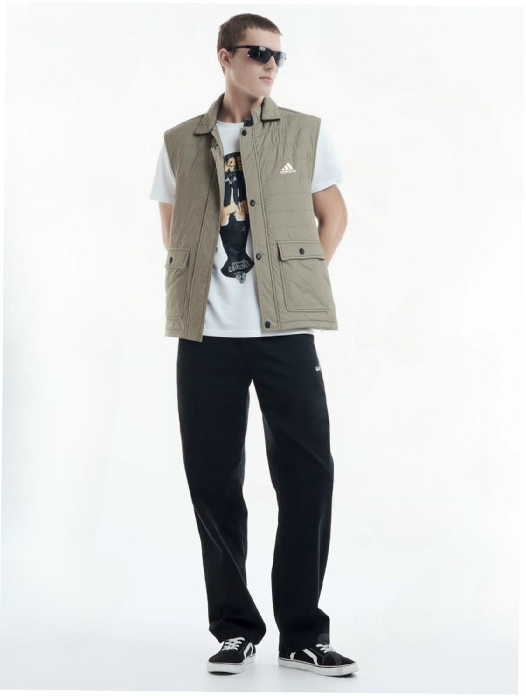 жилетки мужские,жилет мужской,безрукавка мужская,жилет,жилетка