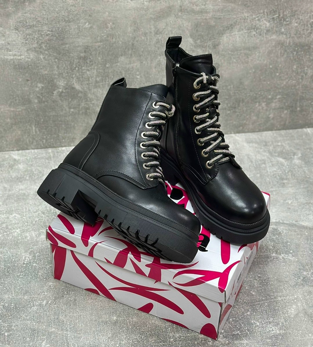 ,женские ботинки,ботинки берцы женские,ботинки женские черные,модные ботинки