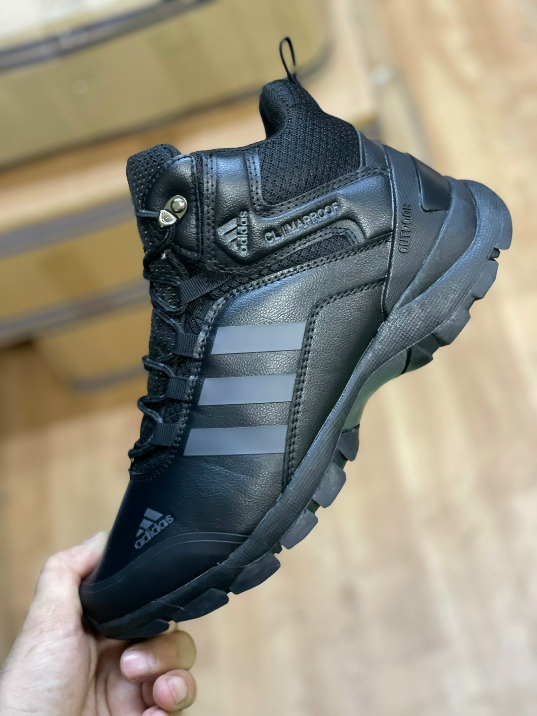 зимние кроссовки мужские адидас с мехом,зимние кроссовки мужские adidas zx 750,кроссовки адидас zx 750 зимние мужские,кроссовки мужские adidas,зимние кроссовки adidas