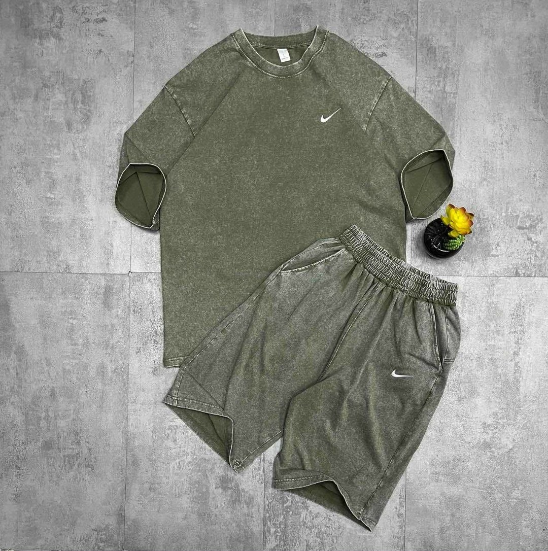 мужские костюмы,спортивные костюмы nike,спортивные костюм,шорты и футболка костюм,трикотажные костюмы