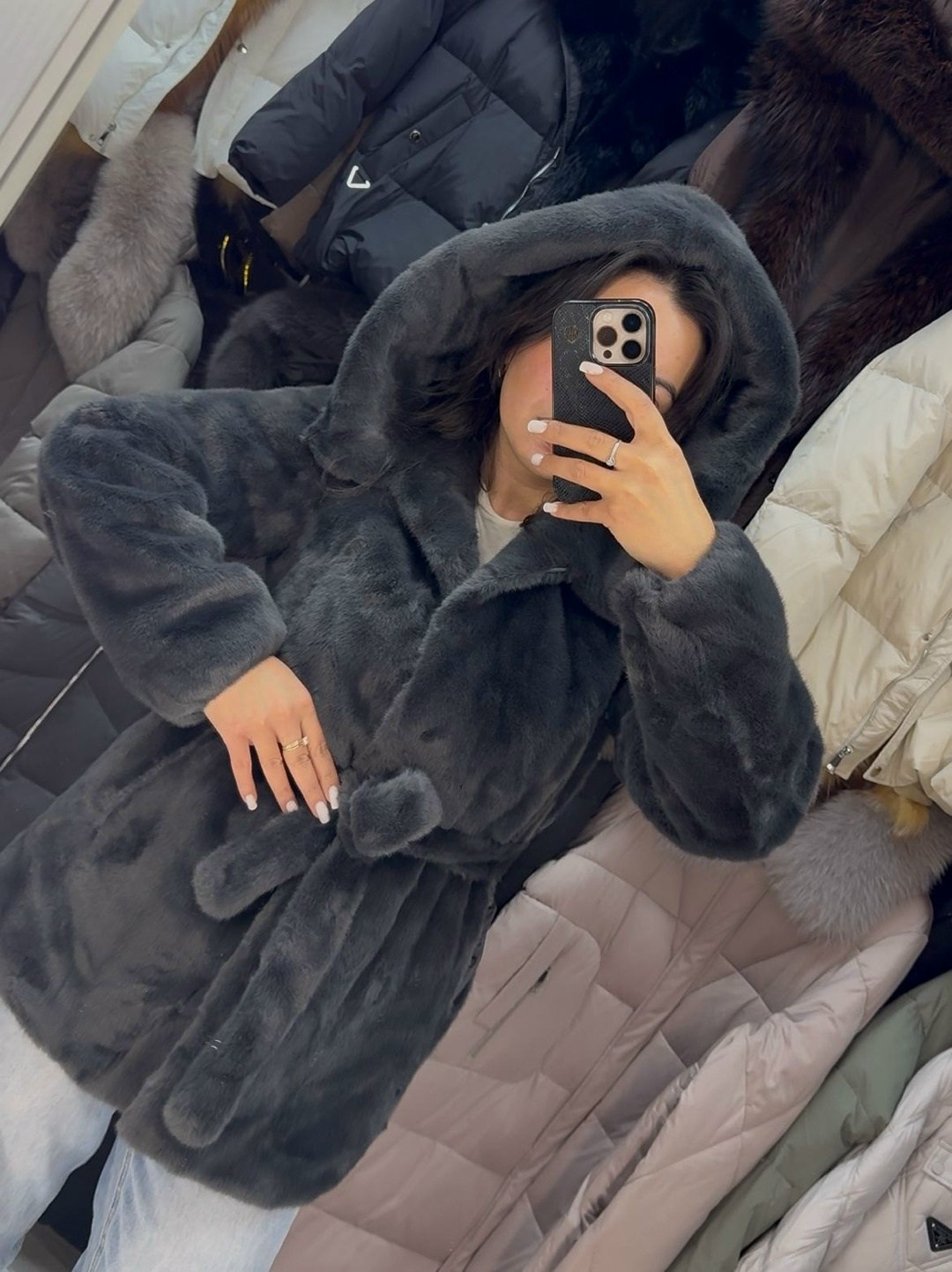 женская шуба,шуба норковая с капюшоном,шуба искусственная,шуба с капюшоном,шубка