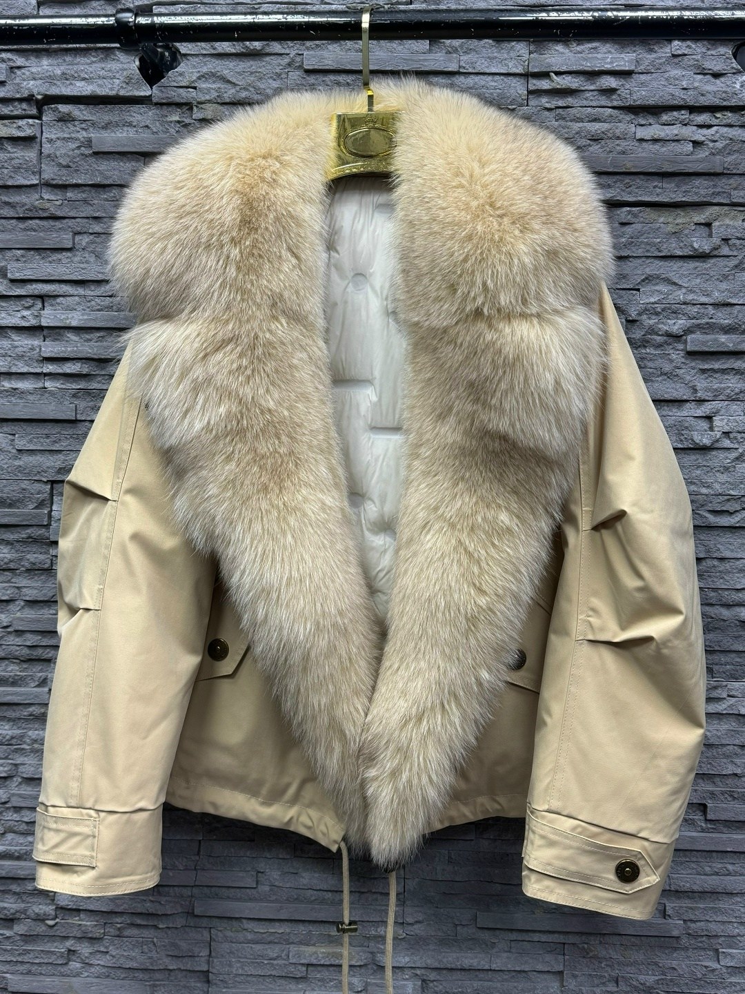 парка женская с натуральным мехом,парка с натуральным мехом,парка с мехом,парки с натуральным мехом,парка женская с мехом