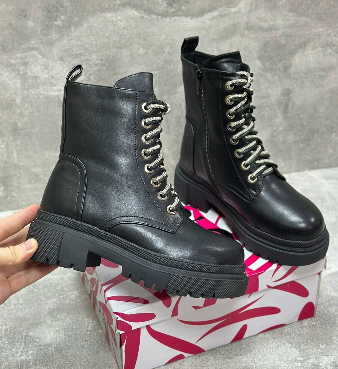 ,женские ботинки,ботинки берцы женские,ботинки женские черные,модные ботинки