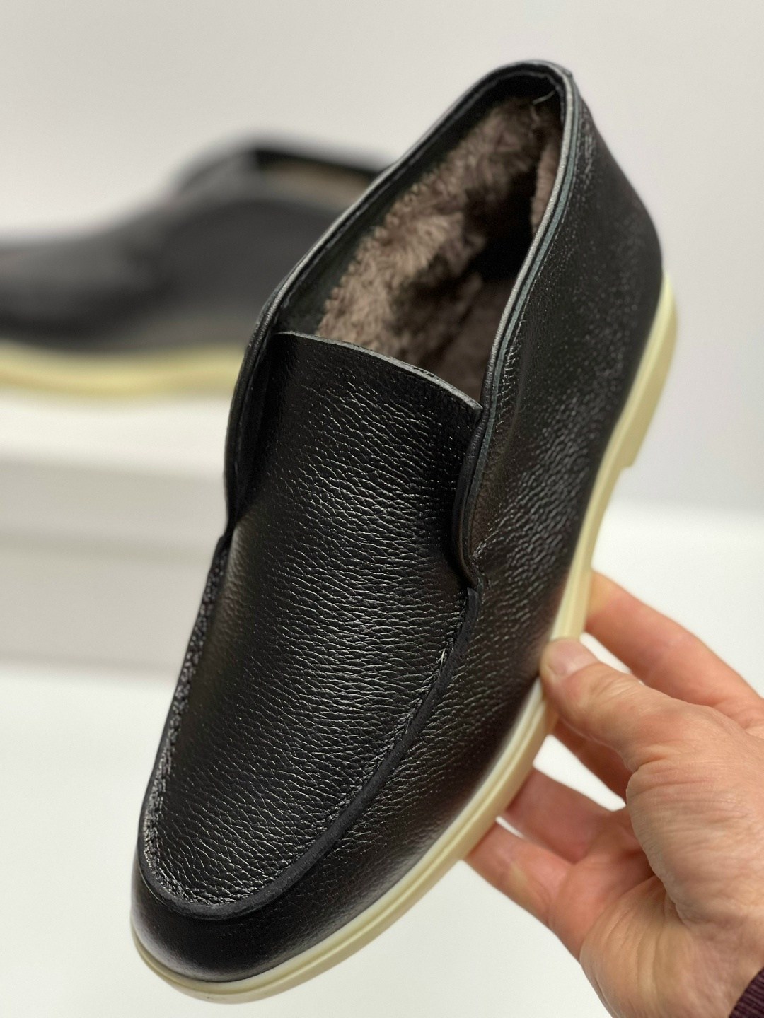 ,лоферы мужские,мужские кожаные лоферы,мужские утепленные лоферы,лоферы мужские loro piana