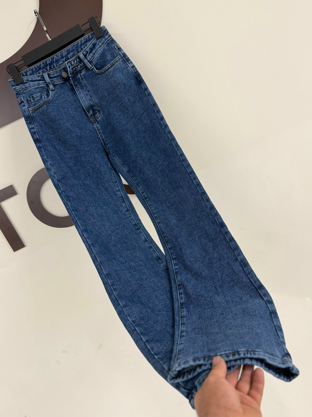 джинсы женские клеш,расклешенные джинсы,женские джинсы,джинсовые брюки,клёш от колена джинсы