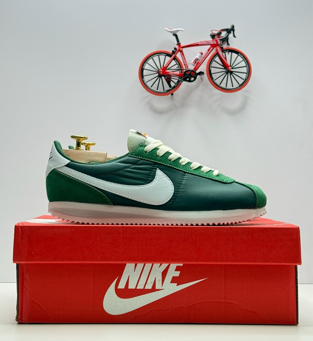 кроссовки мужские nike cortez,кроссовки nike cortez,nike cortez classic,nike cortez vintage,кроссовки