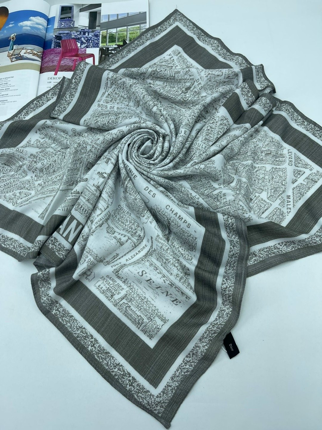 женские платки,платок брендовый,платки шарф,шелковый платок,платок палантин