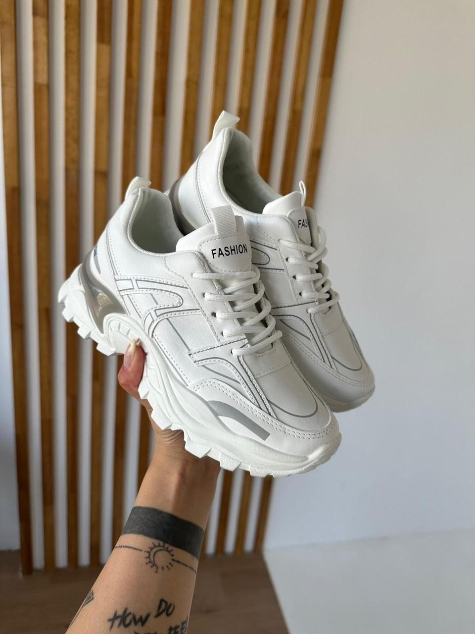 женские кроссовки,кроссовки,белые кроссовки,кроссовки модные,женские кроссовки белые