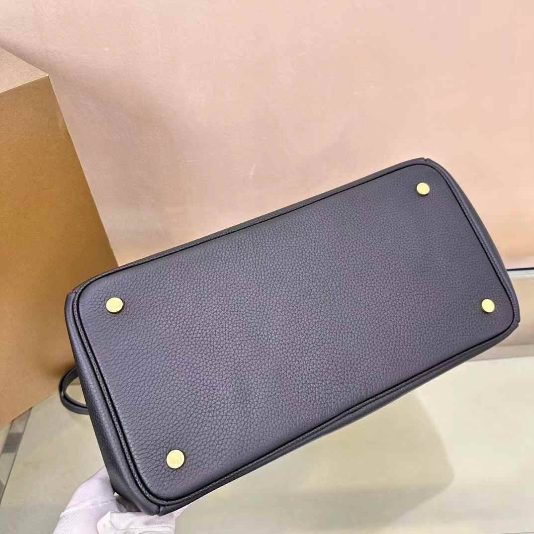 сумка burberry,сумка burberry тоут,модная сумка,burberry женская сумка,сумки женская