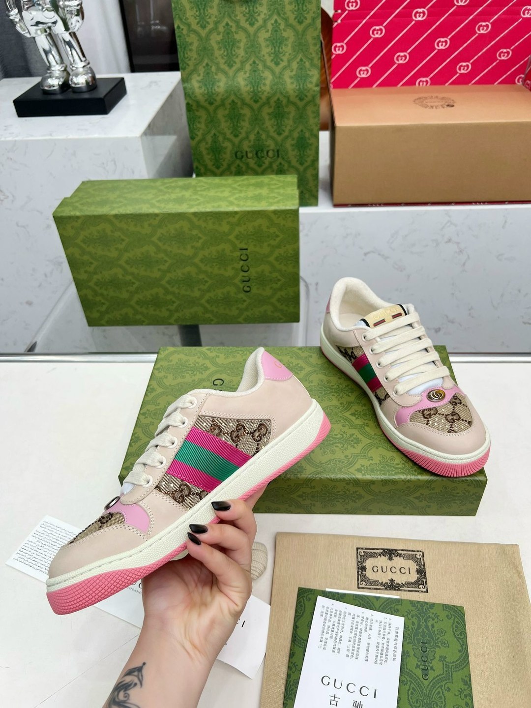 кроссовки gucci женские,gucci кроссовки,кроссовки гуччи розовые,женские кроссовки,кроссовки gucci screener