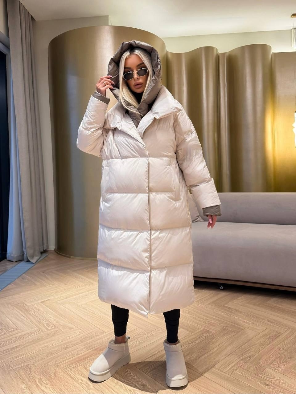 стильные пуховики,бежевый пуховик,длинные пуховики,пуховик,пуховик двухсторонний
