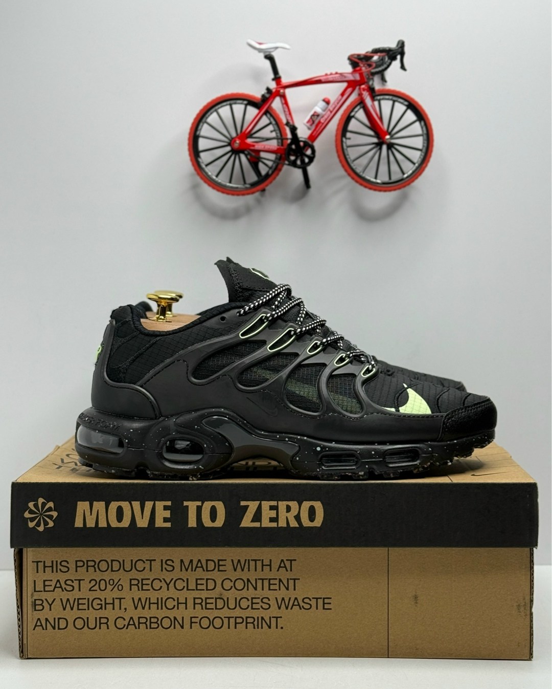 кроссовки nike air max tn plus terrascape,кроссовки nike air max plus tn,кроссовки nike air max terrascape plus,nike air max tn plus terrascape,nike air max plus tn black
