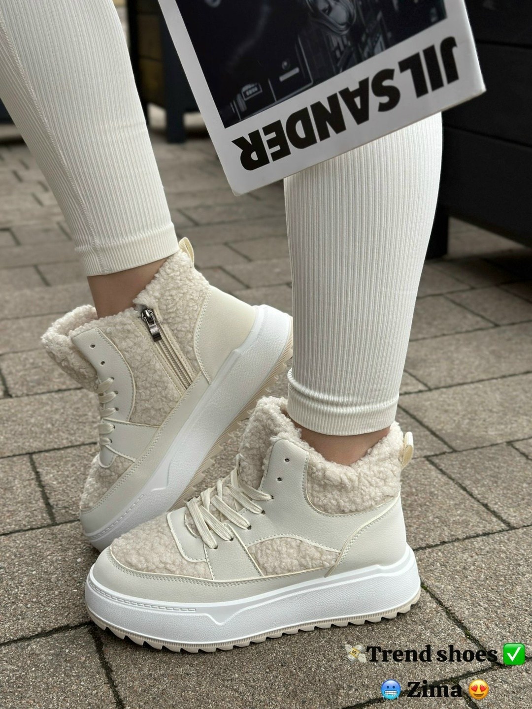 ,женская зимняя ,кроссовки женские зимние,женская ,ботинки женские