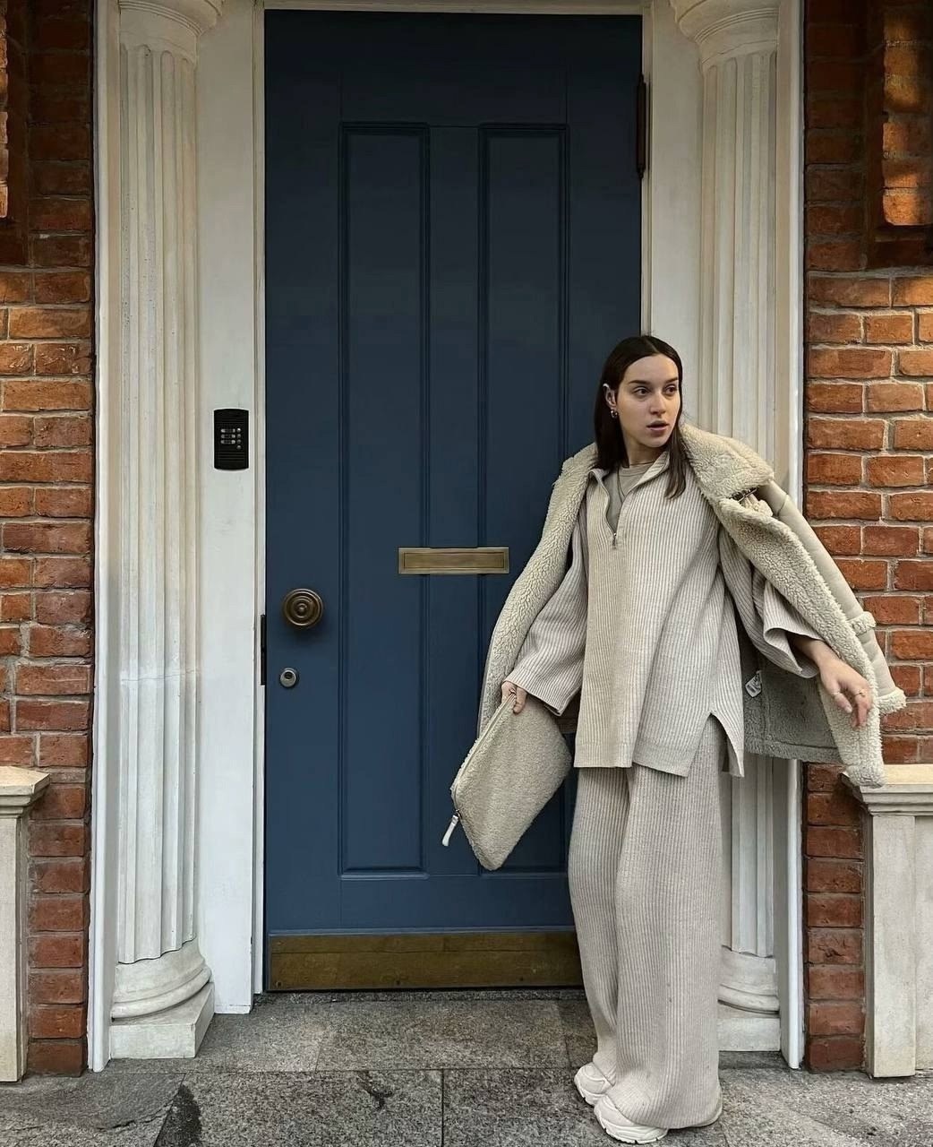 вязаный костюм женский теплый,женский вязаный костюм,трикотажный женский костюм,трикотажные костюмы,вязаные костюмы