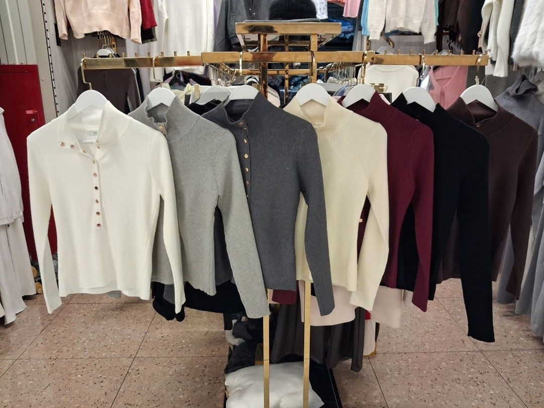 кофта женская,женская кофточка,свитер с пуговицами,тонкая кофта,кофточка