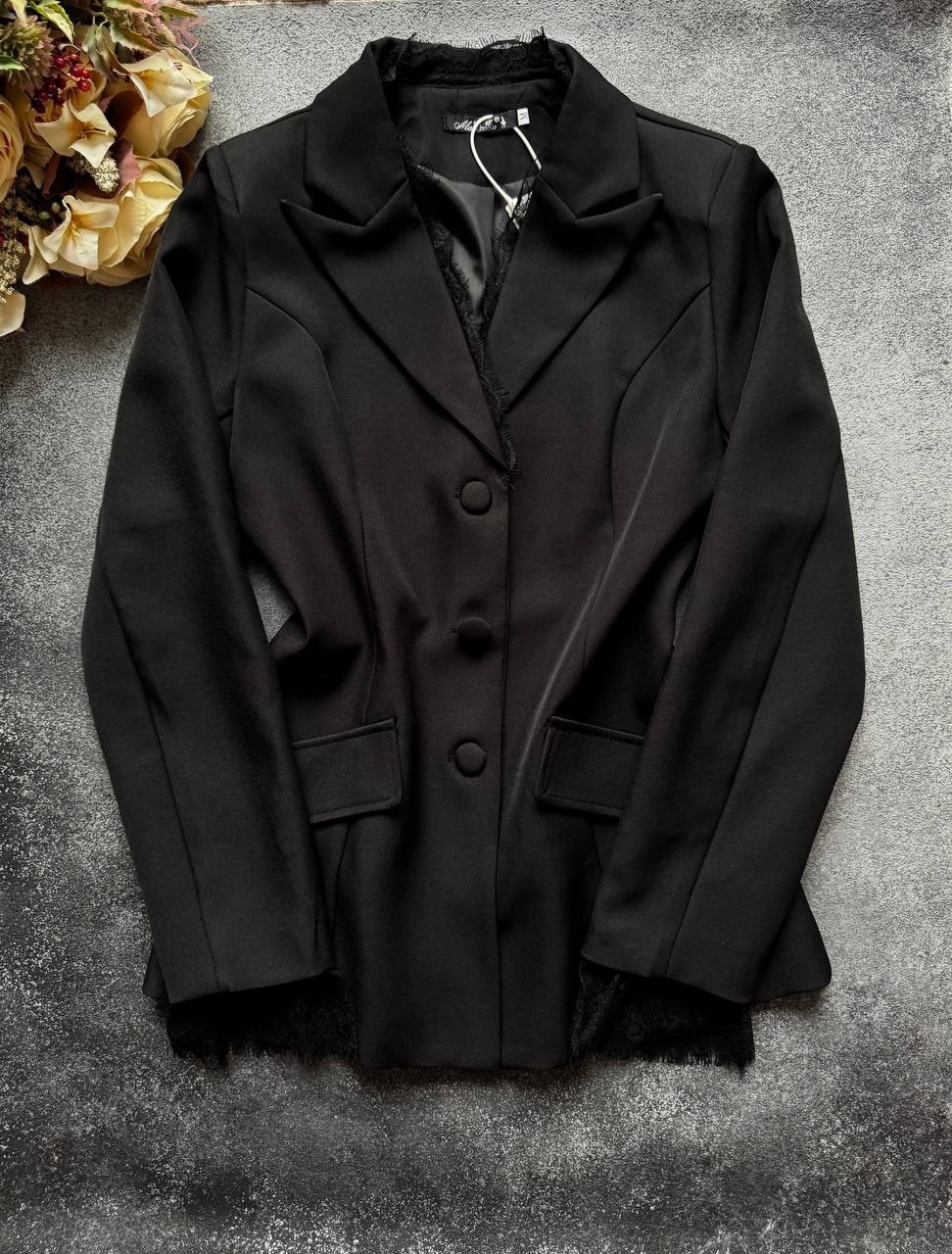 жакет с кружевом,жакет с кружевными вставками,кружевной блейзер,элегантный блейзер