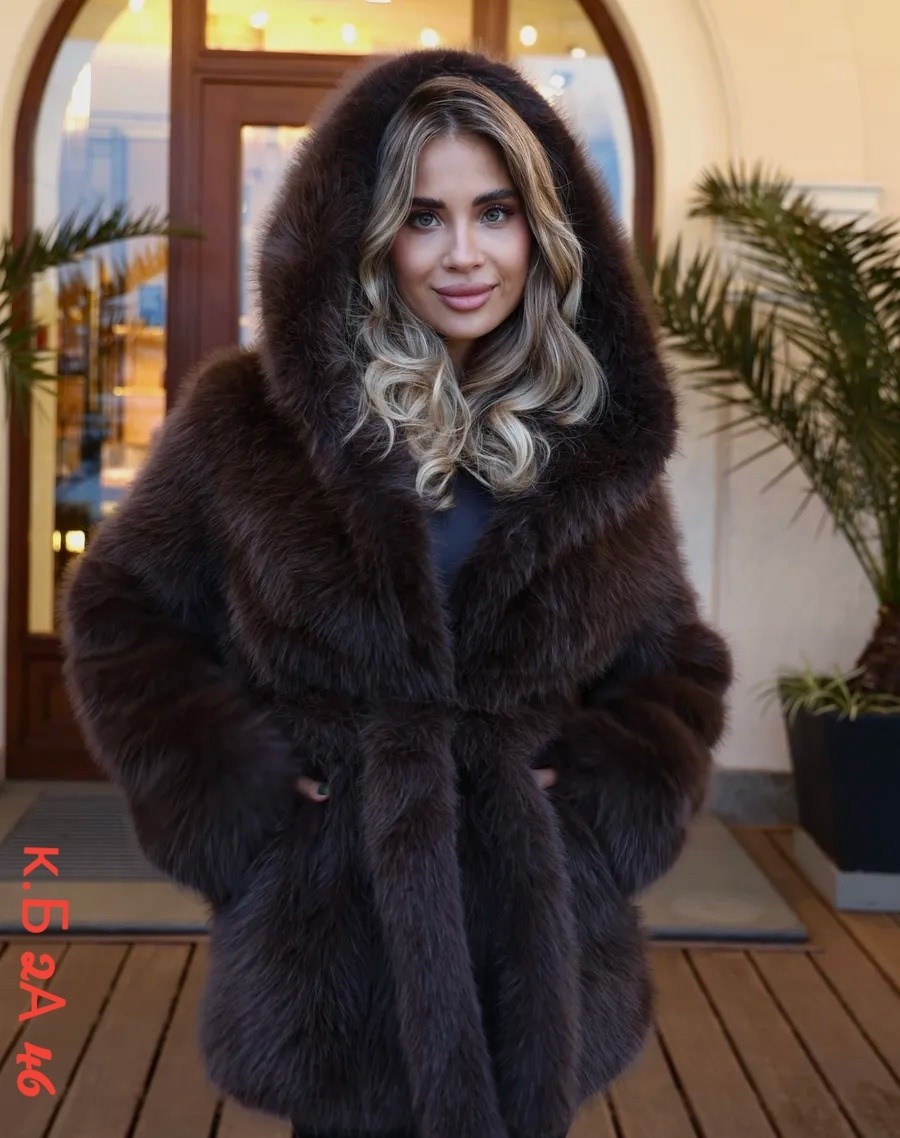 шуба женская,шуба меховая,модная шуба,шуба песец,шуба из песца