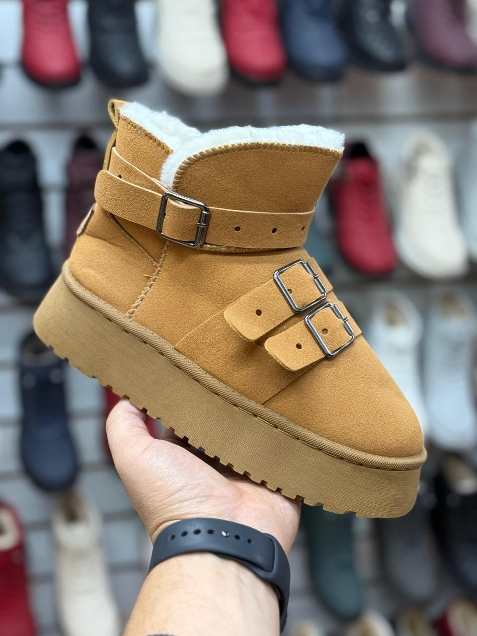 ,угги женские,угги дутики зимние короткие на высокой подошве,дутики угги женские,дутики угги