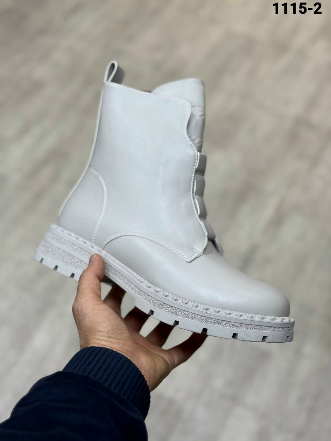 ботинки женские,, женская зимняя,женская ,ботинки белые женские