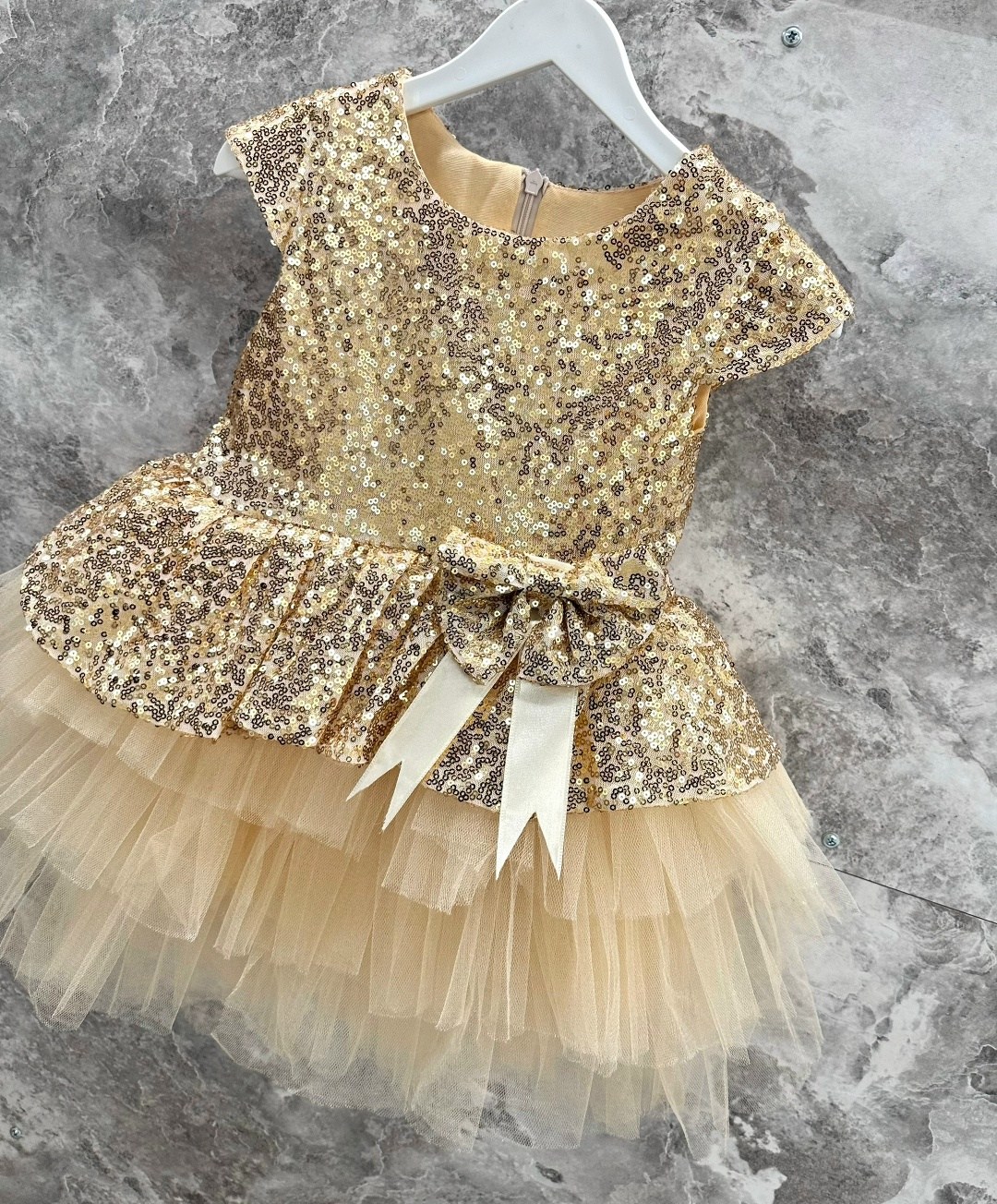 платье нарядное для девочек,празднично нарядное платье для девочки,золотое платье для девочки,золотистое платье для девочки,платье для девочек