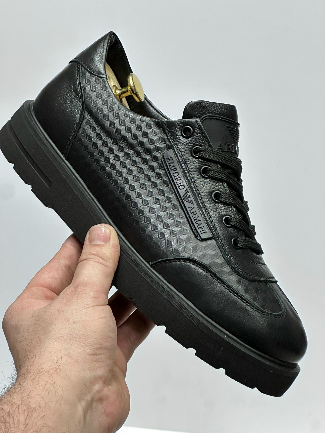 ,мужские кожаные кроссовки,мужская ,мужская  кроссовки,кожаные кроссовки