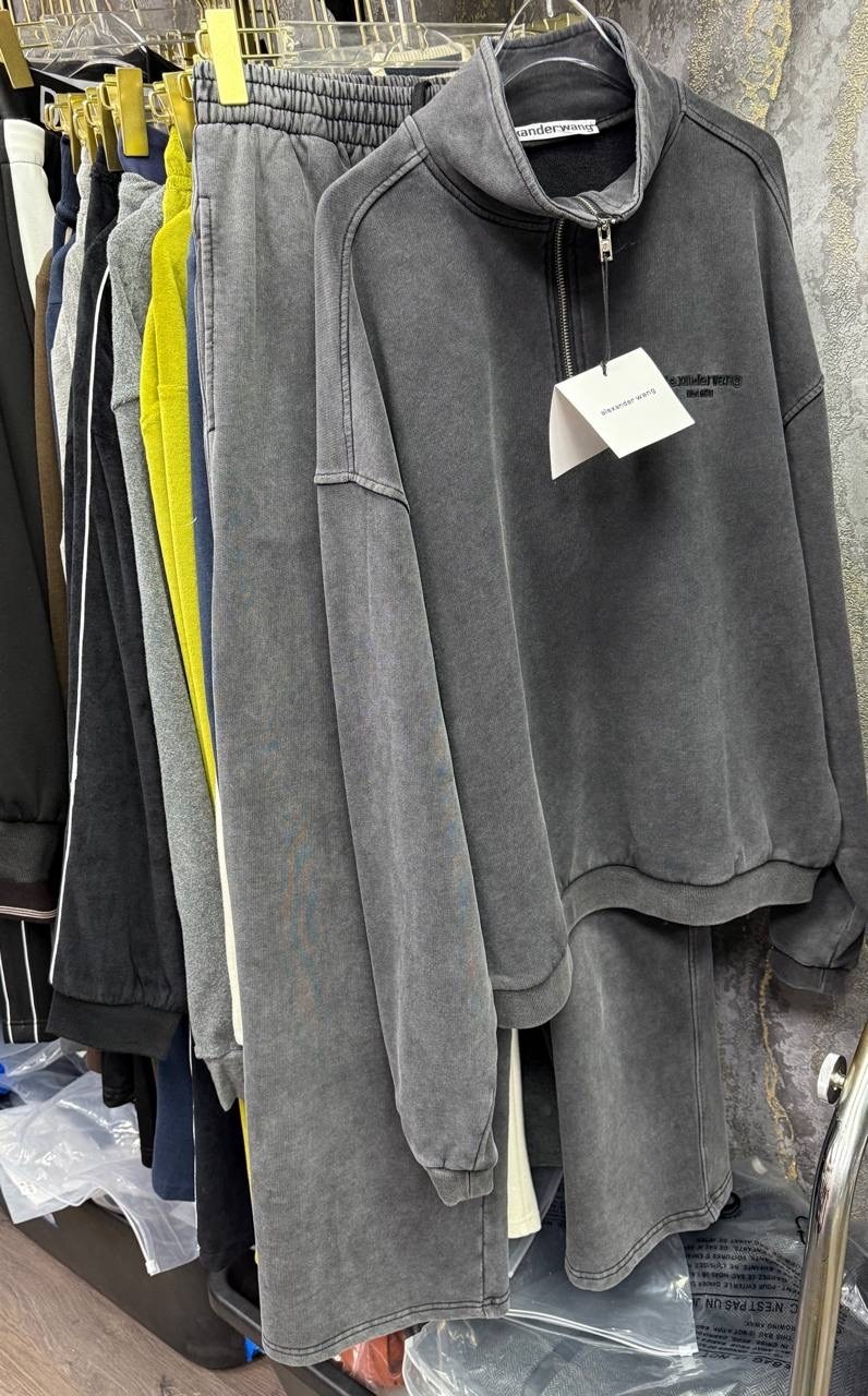 костюм на флисе,cпортивный костюм женский на флисе,стильные костюмы,костюм женский на флисе,флисовые костюмы