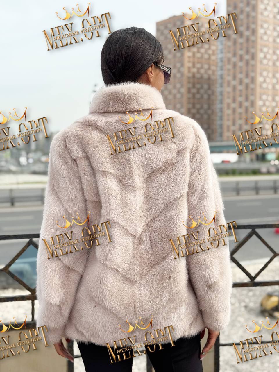 норковая шуба автоледи,норковая шуба,шубка,белая шуба автоледи норковая шуба,шуба автоледи