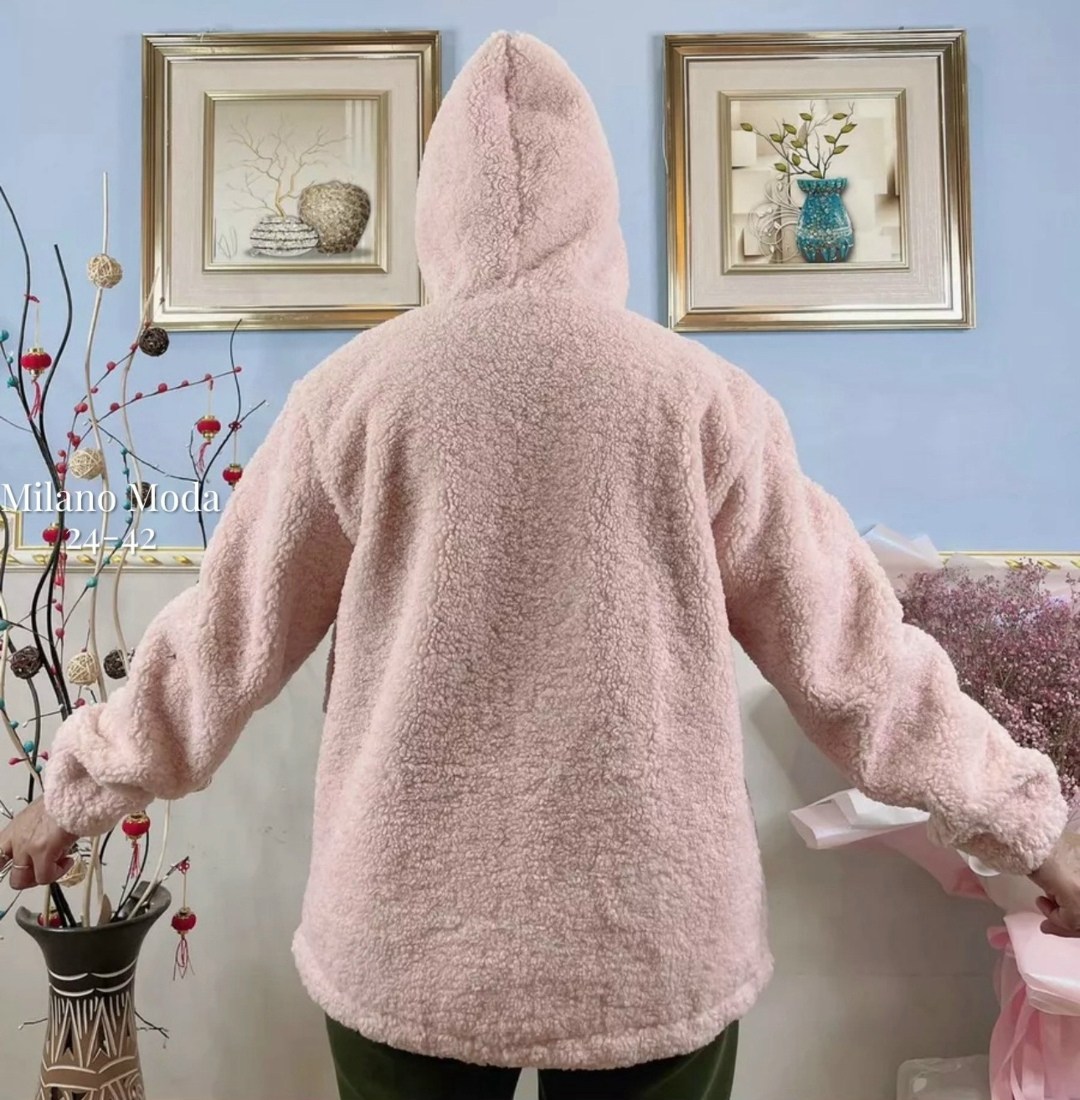 Женская одежда