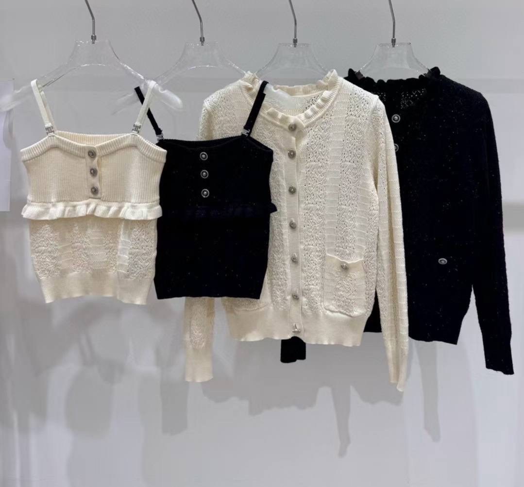 вязаные топы,вязаные майки,женские топы,топ с оборками,трикотажный топ