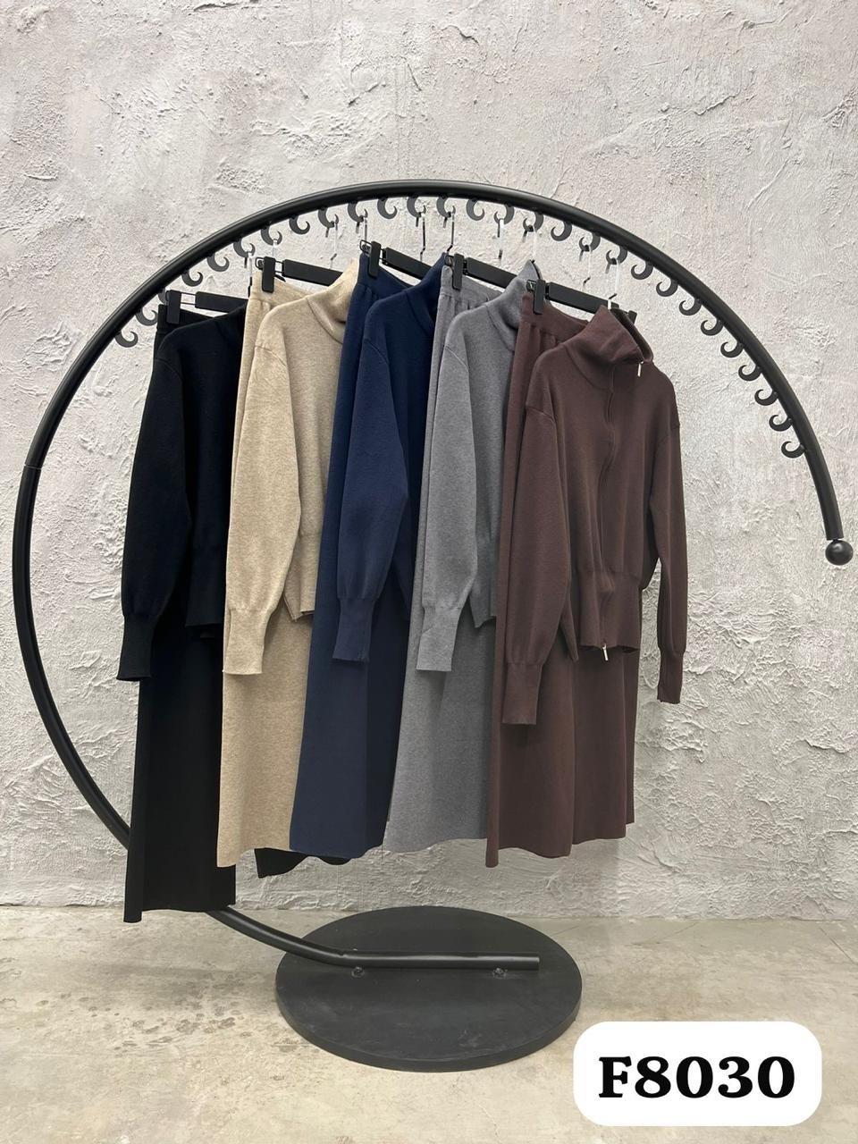 женский брючный костюм,женские костюмы,спортивные костюм,брючный комбинезон,костюмы спортивные женские