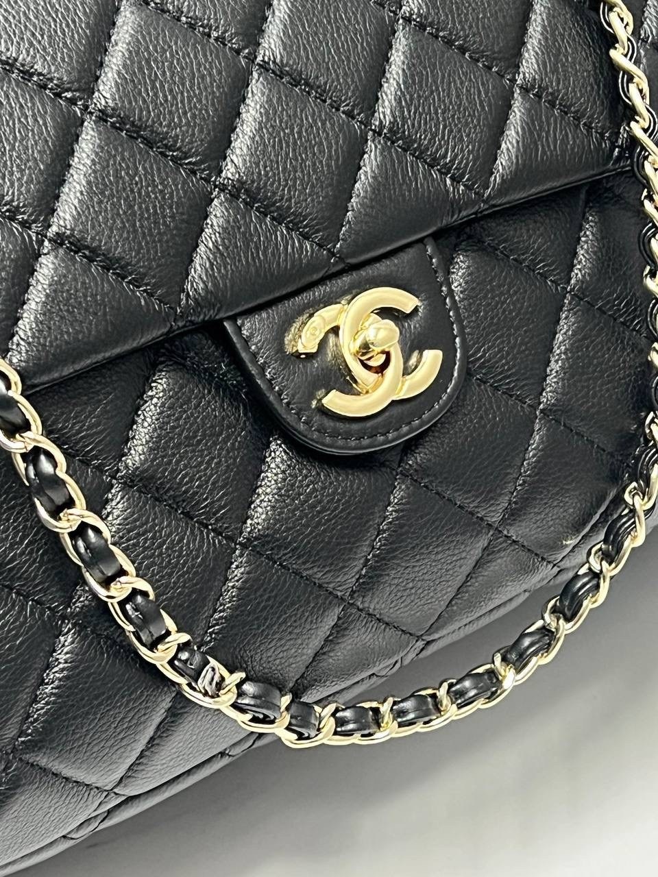 сумка chanel,сумка шанель натуральная кожа,женская сумка chanel,сумки шанель,сумка шанель черная на цепочке